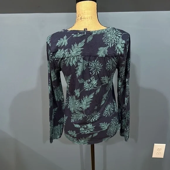 Lucky brand long sleeve size small women’s - Picture 6 of 7